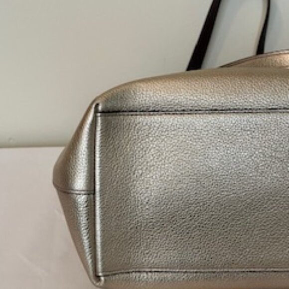 COACH TAYLOR GOLD METALLIC LEATHER TOTE - Picture 7 of 9